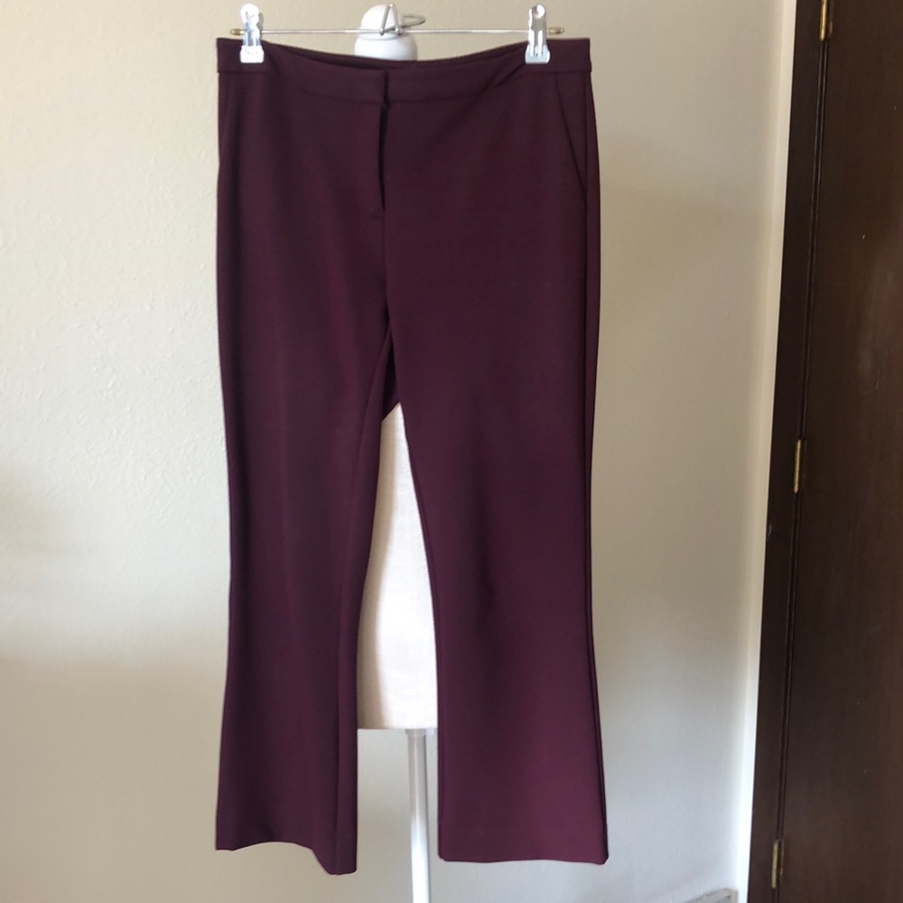 Maroon cropped dress pants, in excellent condition, only worn once.